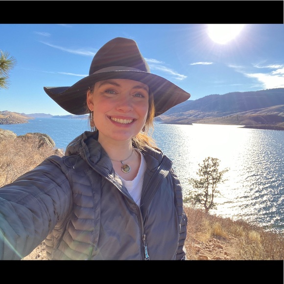 Meet your Posher, Sydney! - Picture 5 of 8